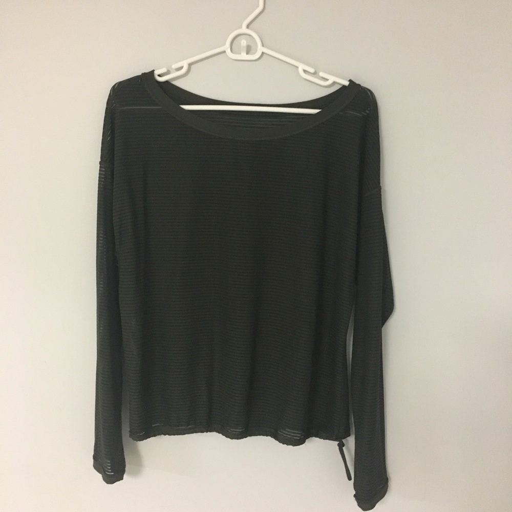 Lean in Long Sleeve